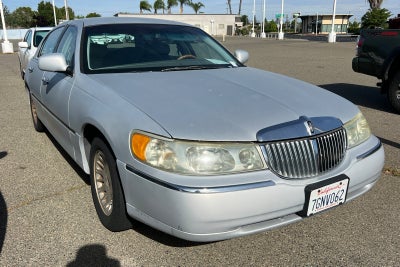 2001 Lincoln Town Car Cartier