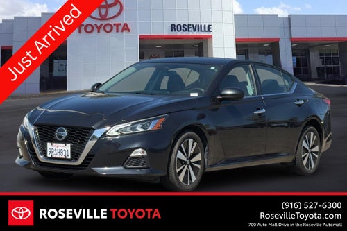 2022 Nissan Altima 2.5 SV