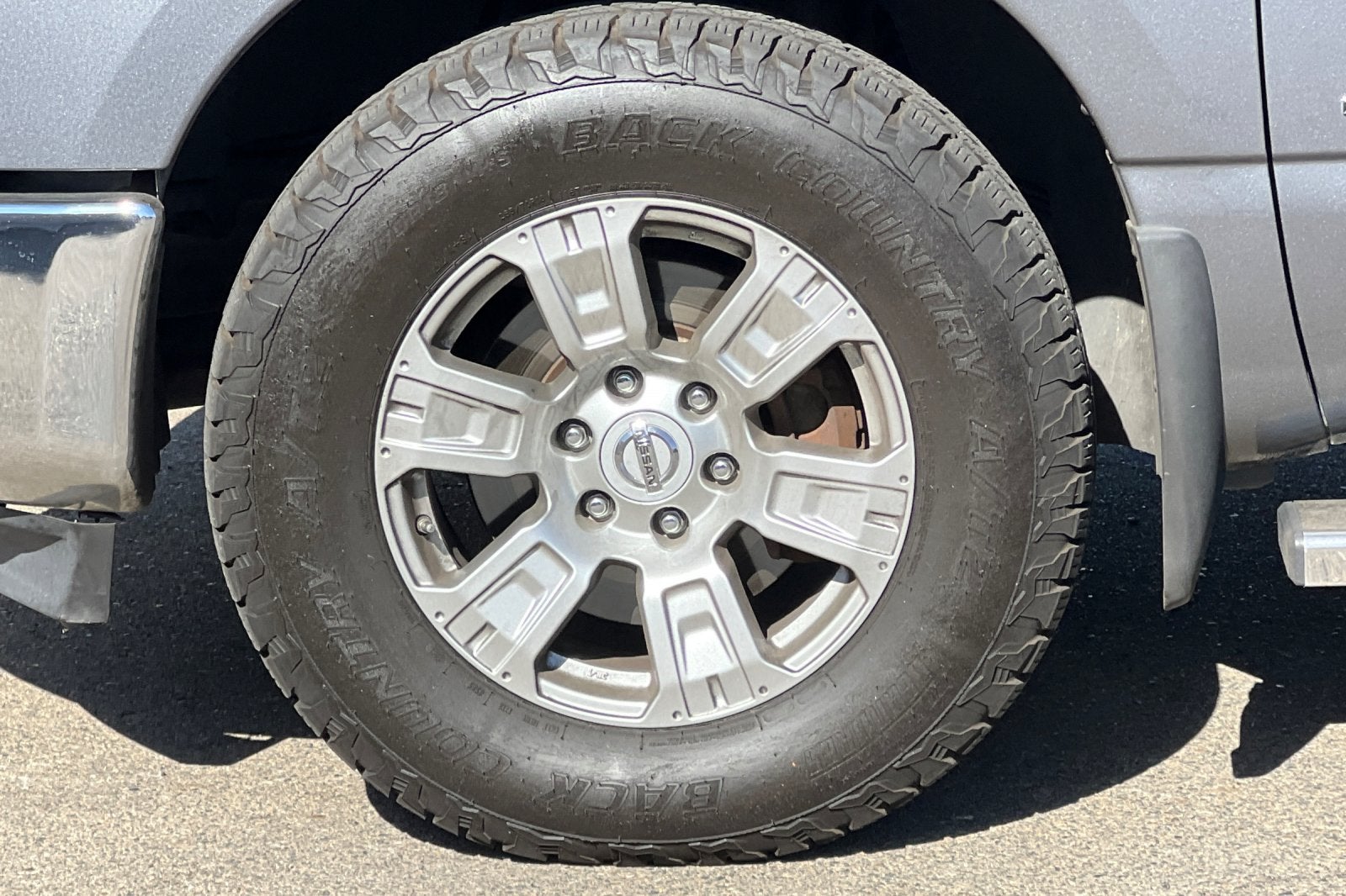 2017 Nissan Titan SV