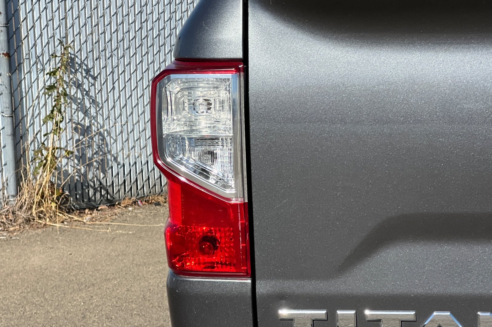 2017 Nissan Titan SV