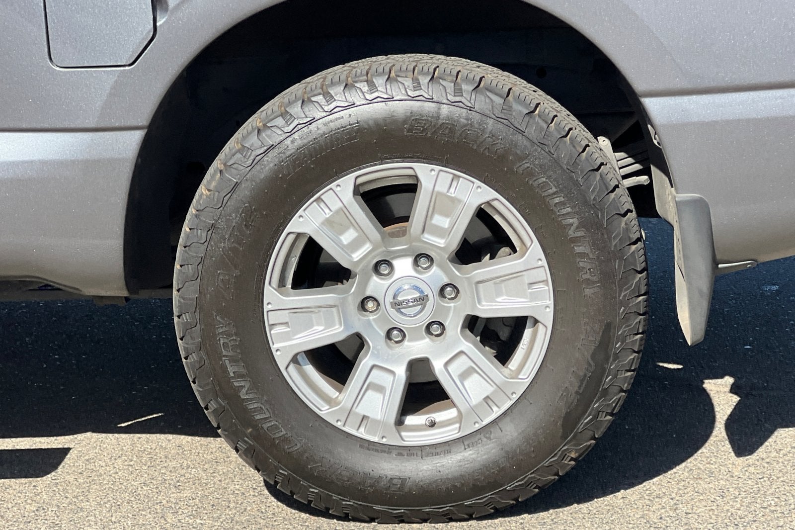 2017 Nissan Titan SV