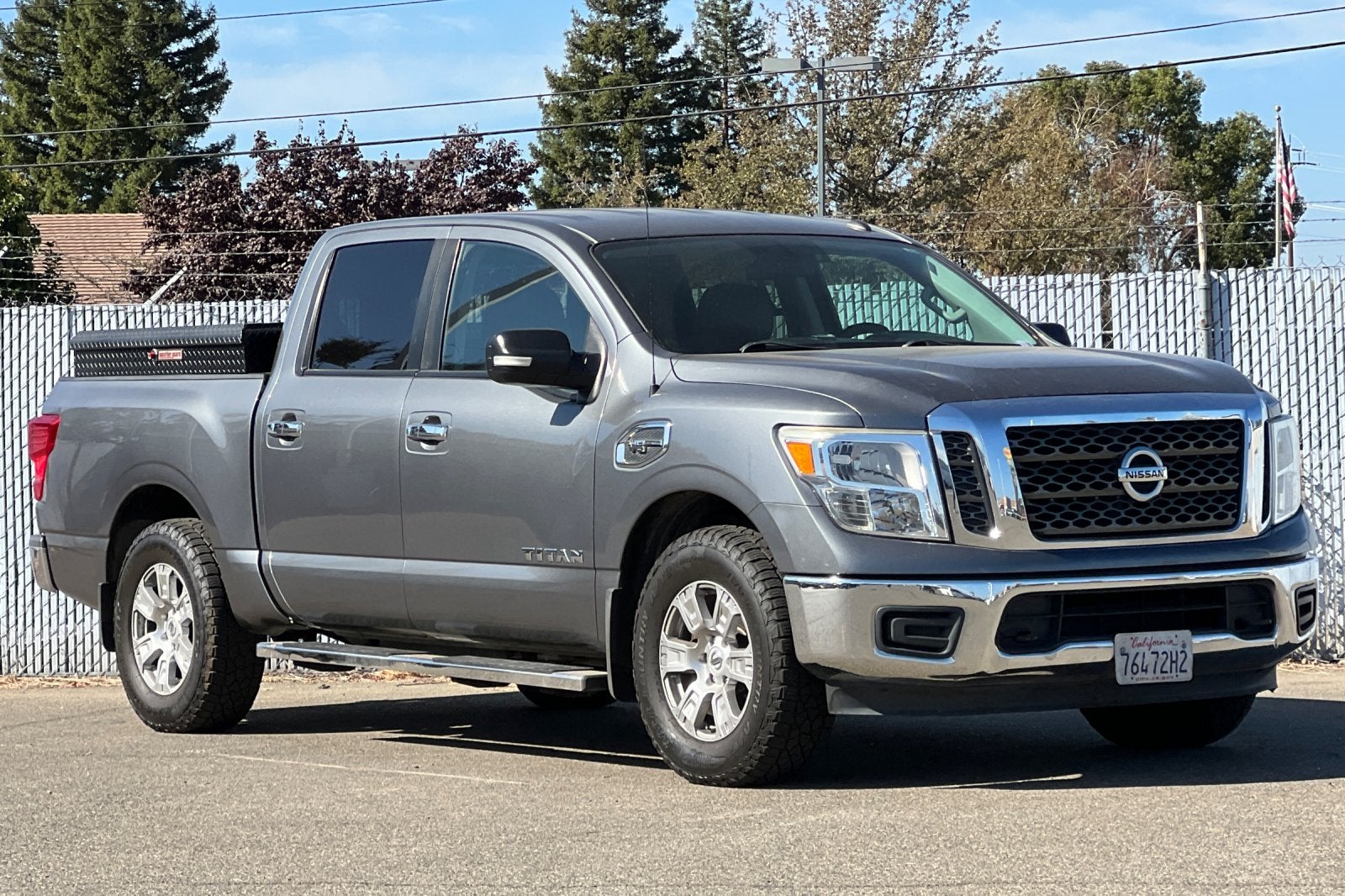 2017 Nissan Titan SV