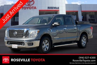 2017 Nissan Titan SV