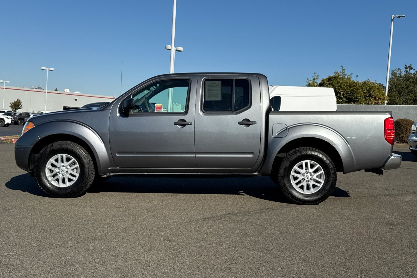 2017 Nissan Frontier SV V6