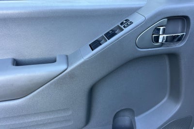 2019 Nissan Frontier Base