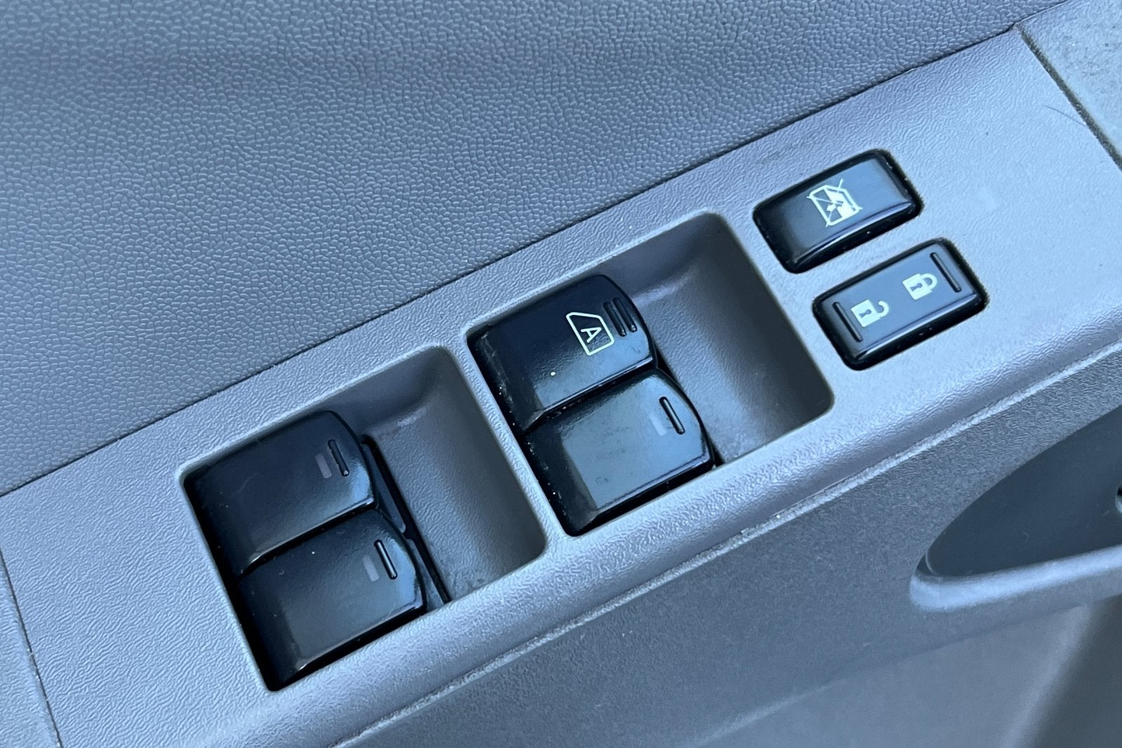 2019 Nissan Frontier Base