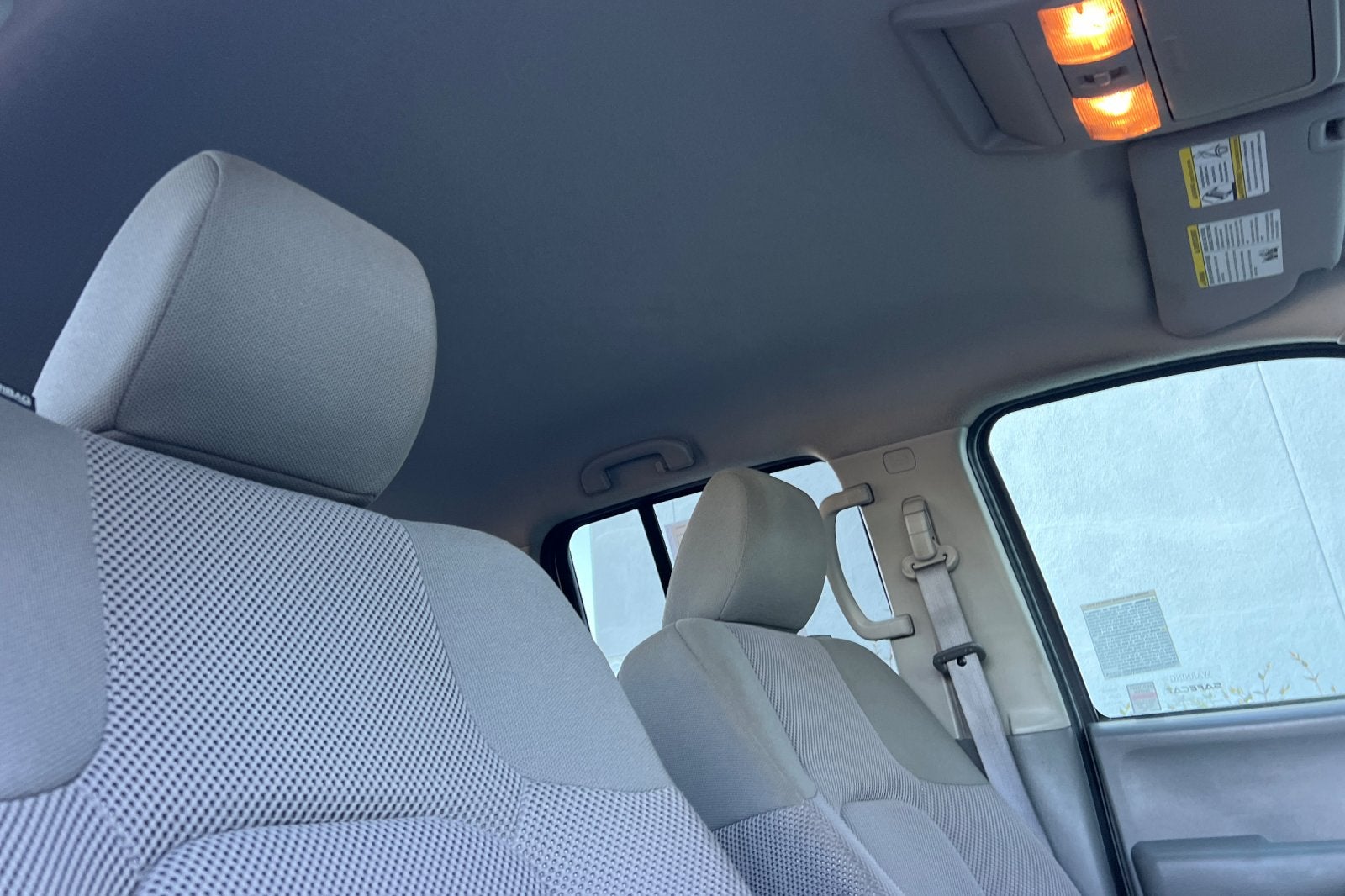 2019 Nissan Frontier Base