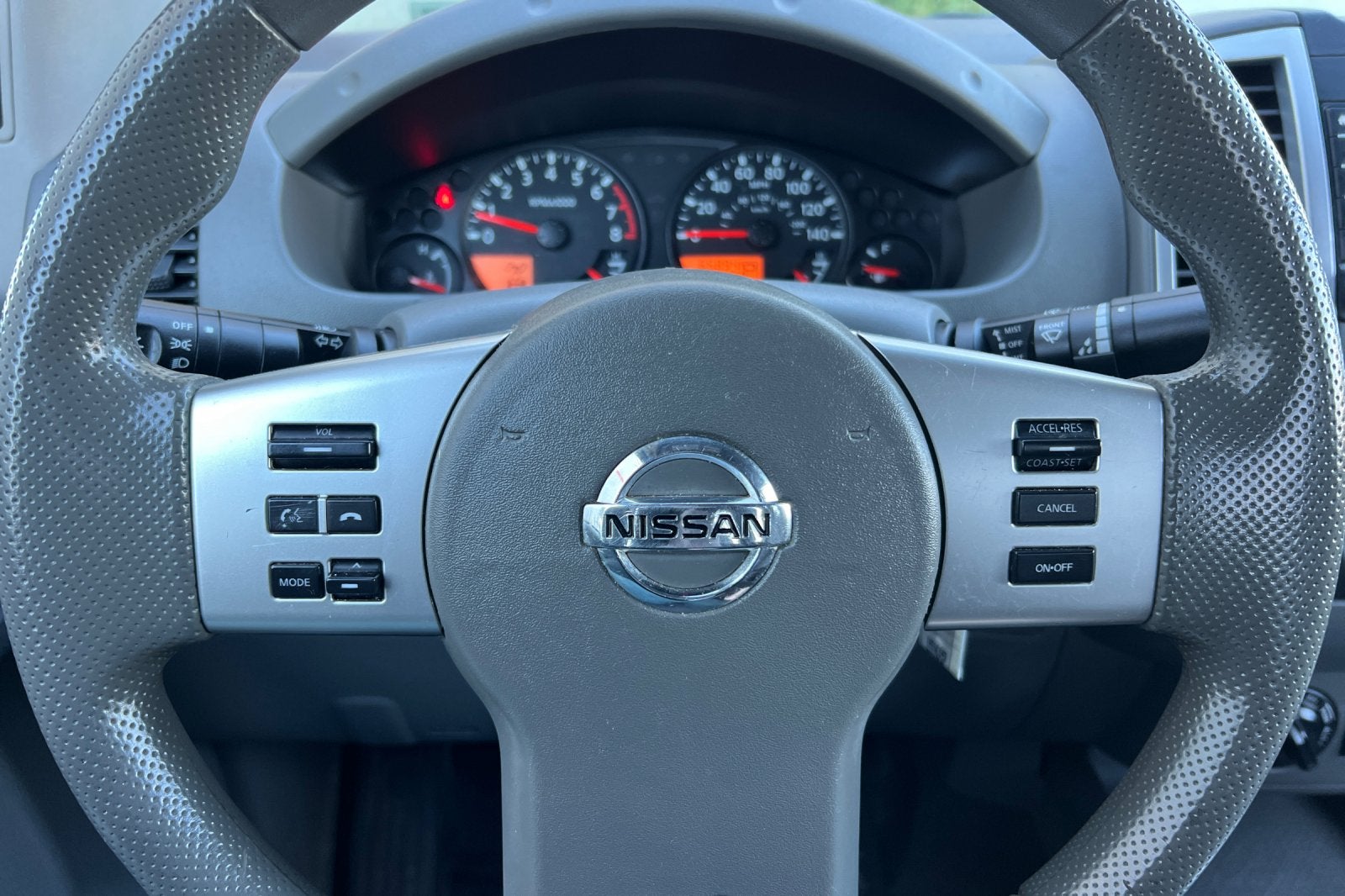 2019 Nissan Frontier Base