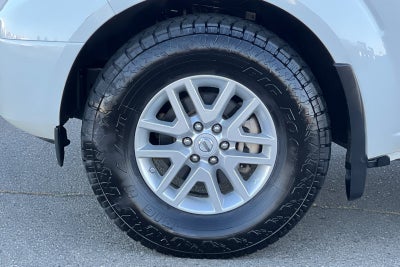 2019 Nissan Frontier Base