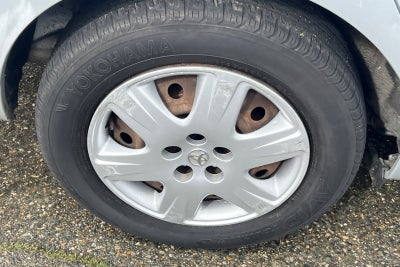 2005 Toyota Corolla LE