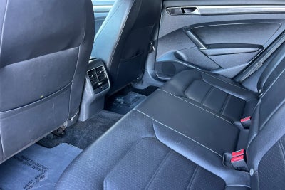 2018 Volkswagen Passat 2.0T SE