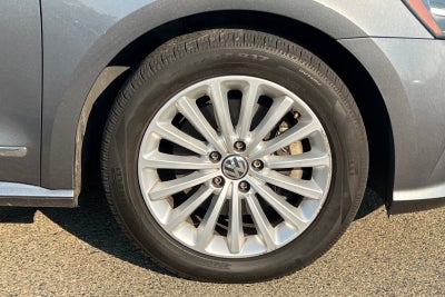 2016 Volkswagen Passat 1.8T SE