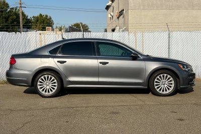 2016 Volkswagen Passat 1.8T SE