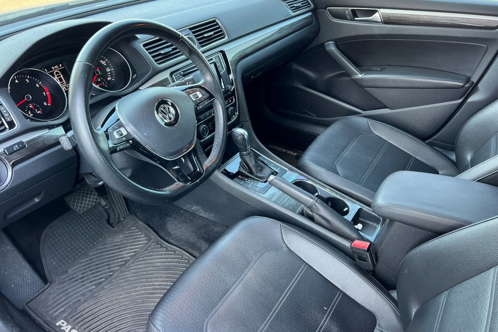 2016 Volkswagen Passat 1.8T SE