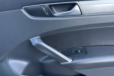 2019 Volkswagen Passat 2.0T Wolfsburg Edition