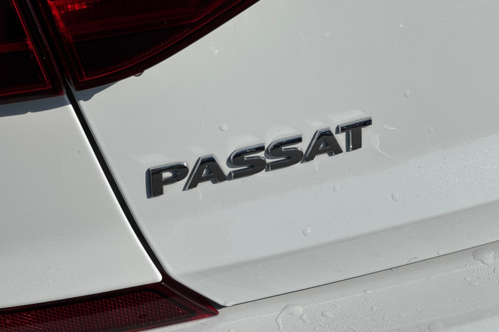 2019 Volkswagen Passat 2.0T Wolfsburg Edition