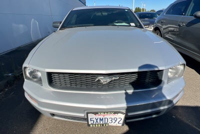 2007 Ford Mustang Deluxe
