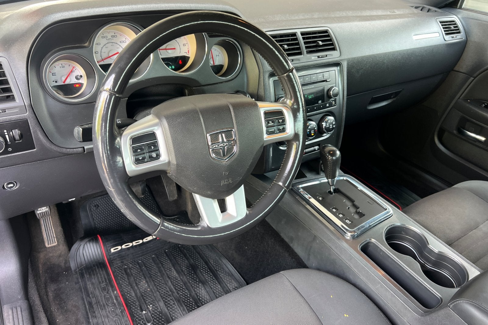 2013 Dodge Challenger SXT