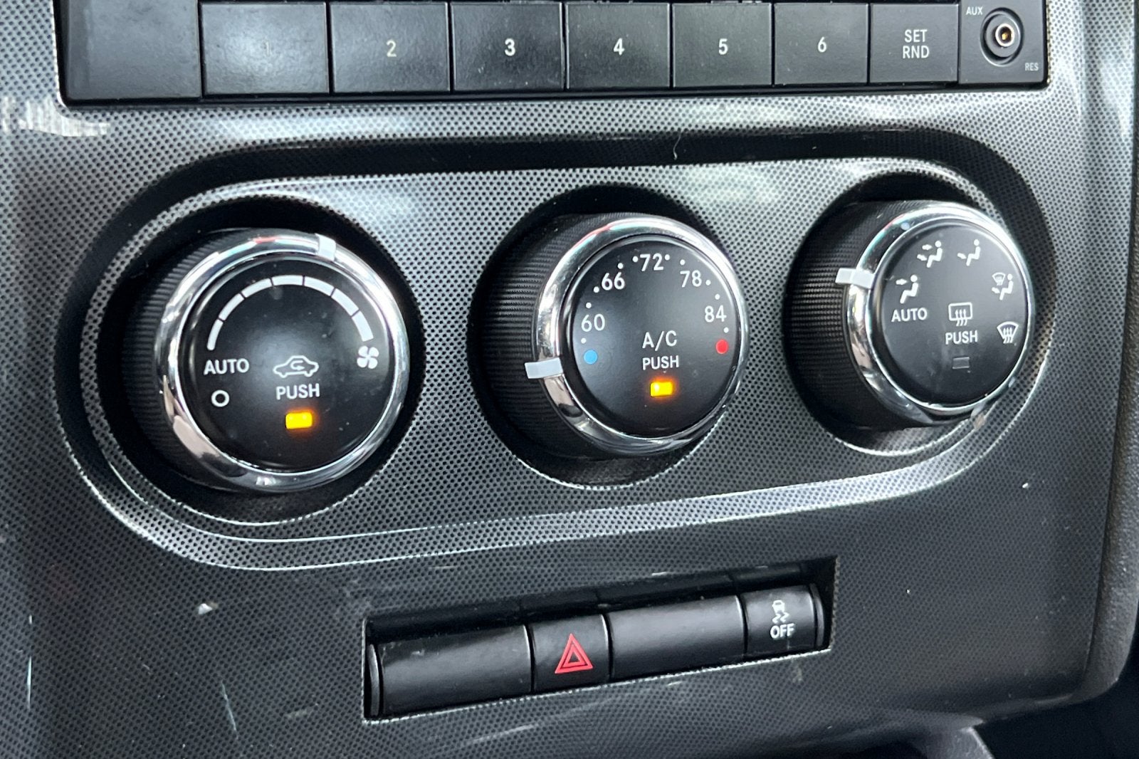 2013 Dodge Challenger SXT