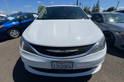 2021 Chrysler Voyager LXI