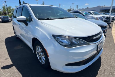 2021 Chrysler Voyager LXI