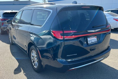 2021 Chrysler Pacifica Touring