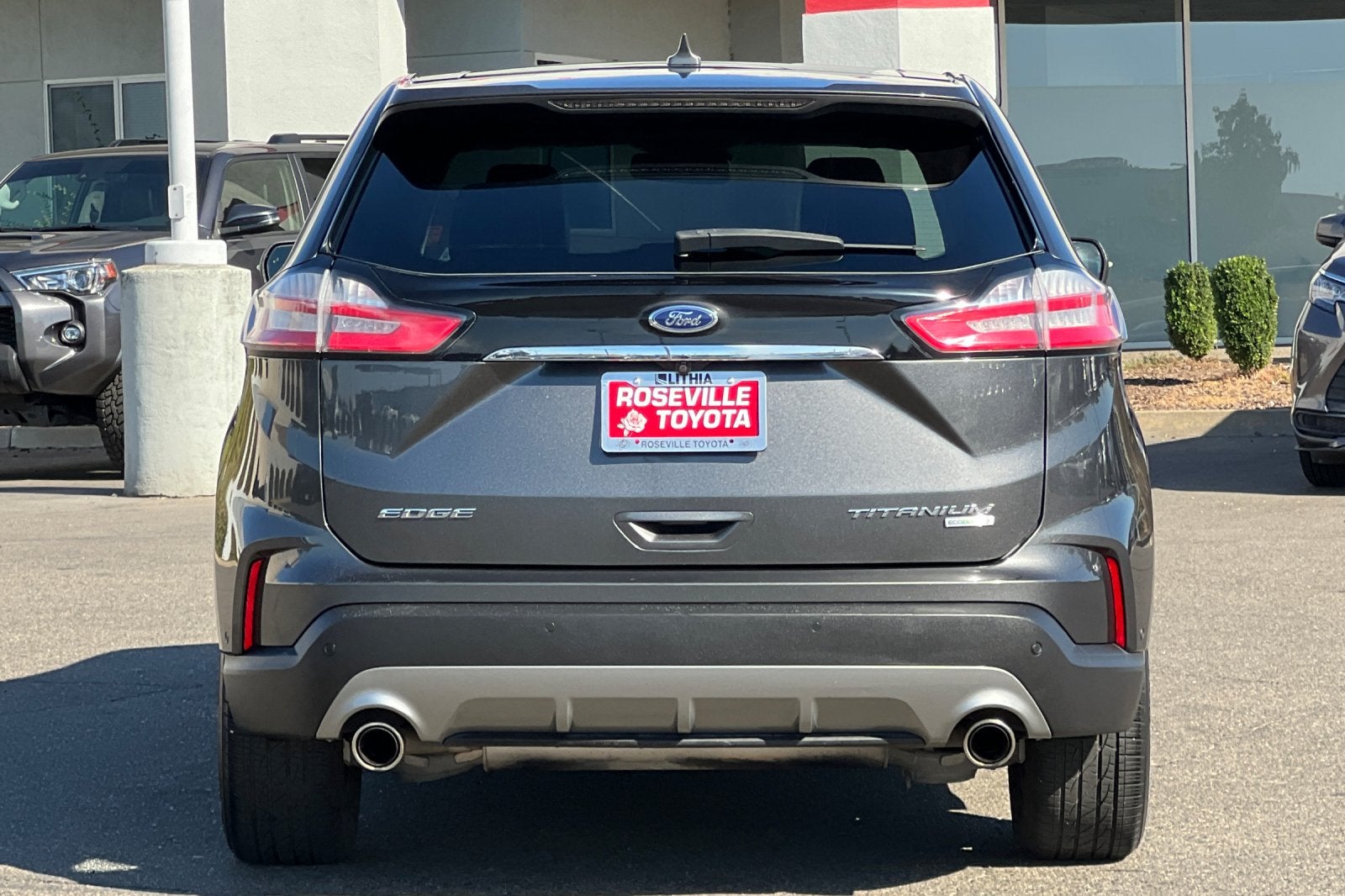 2020 Ford Edge Titanium