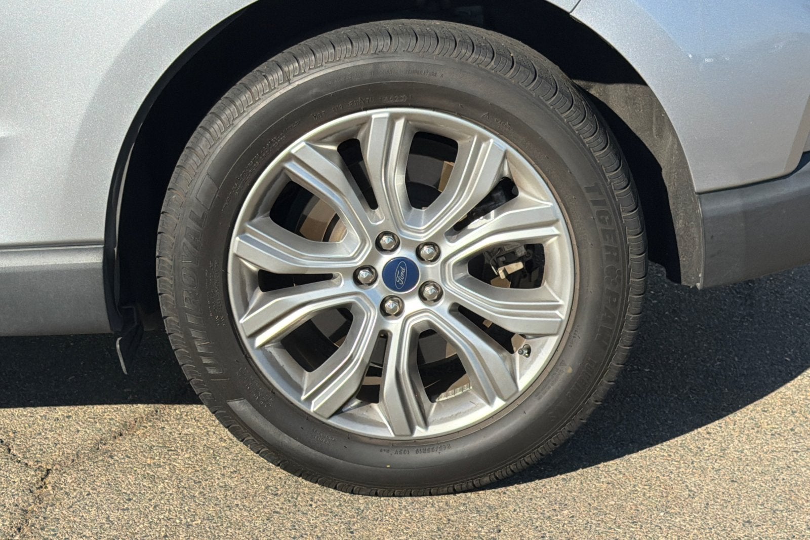 2022 Ford Edge Titanium