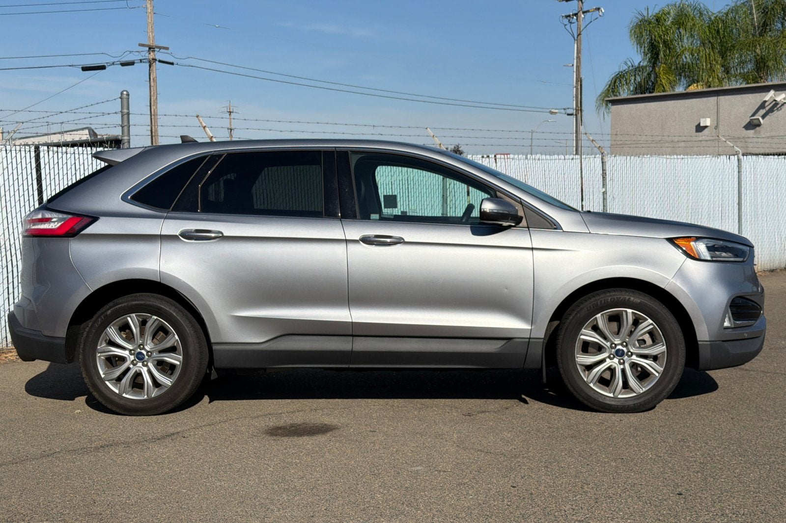 2022 Ford Edge Titanium