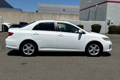2012 Toyota Corolla LE