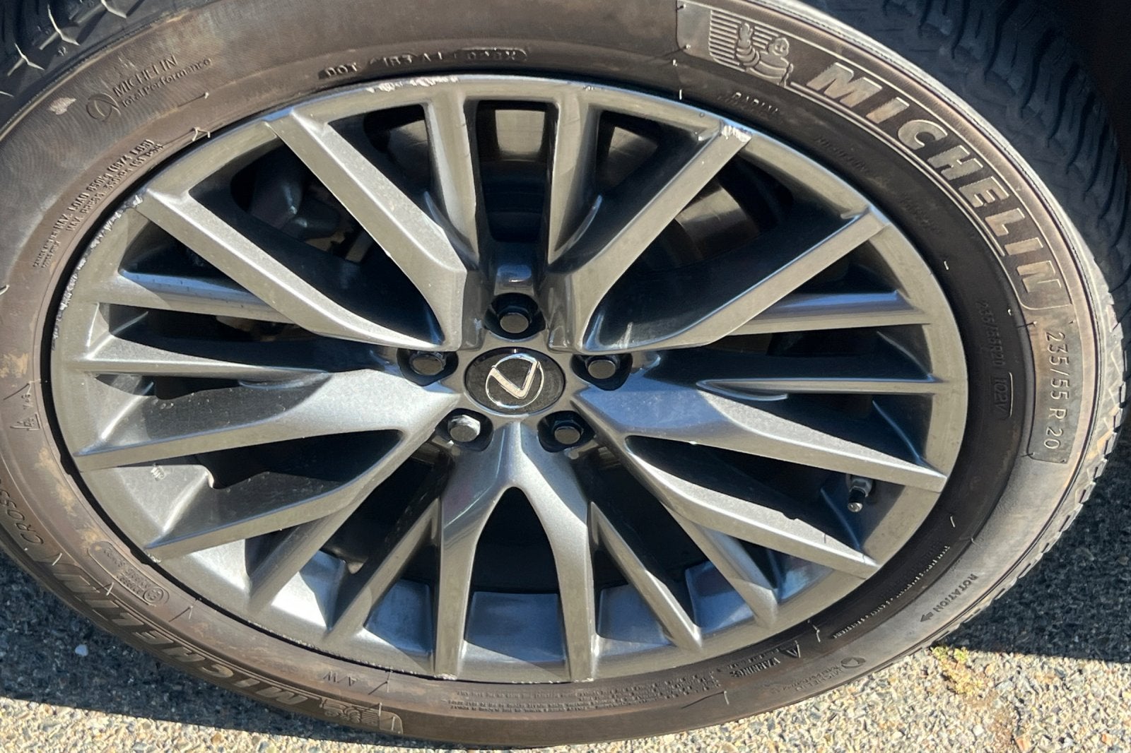 2022 Lexus RX 450h F SPORT Handling