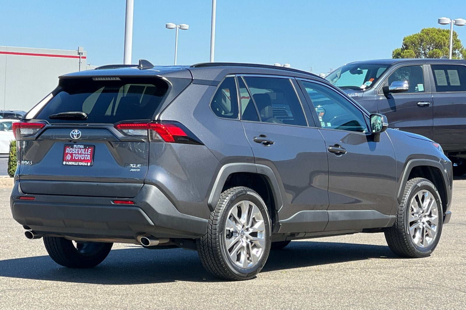 2021 Toyota RAV4 XLE Premium