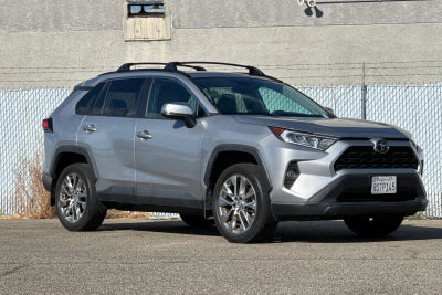 2019 Toyota RAV4 XLE Premium