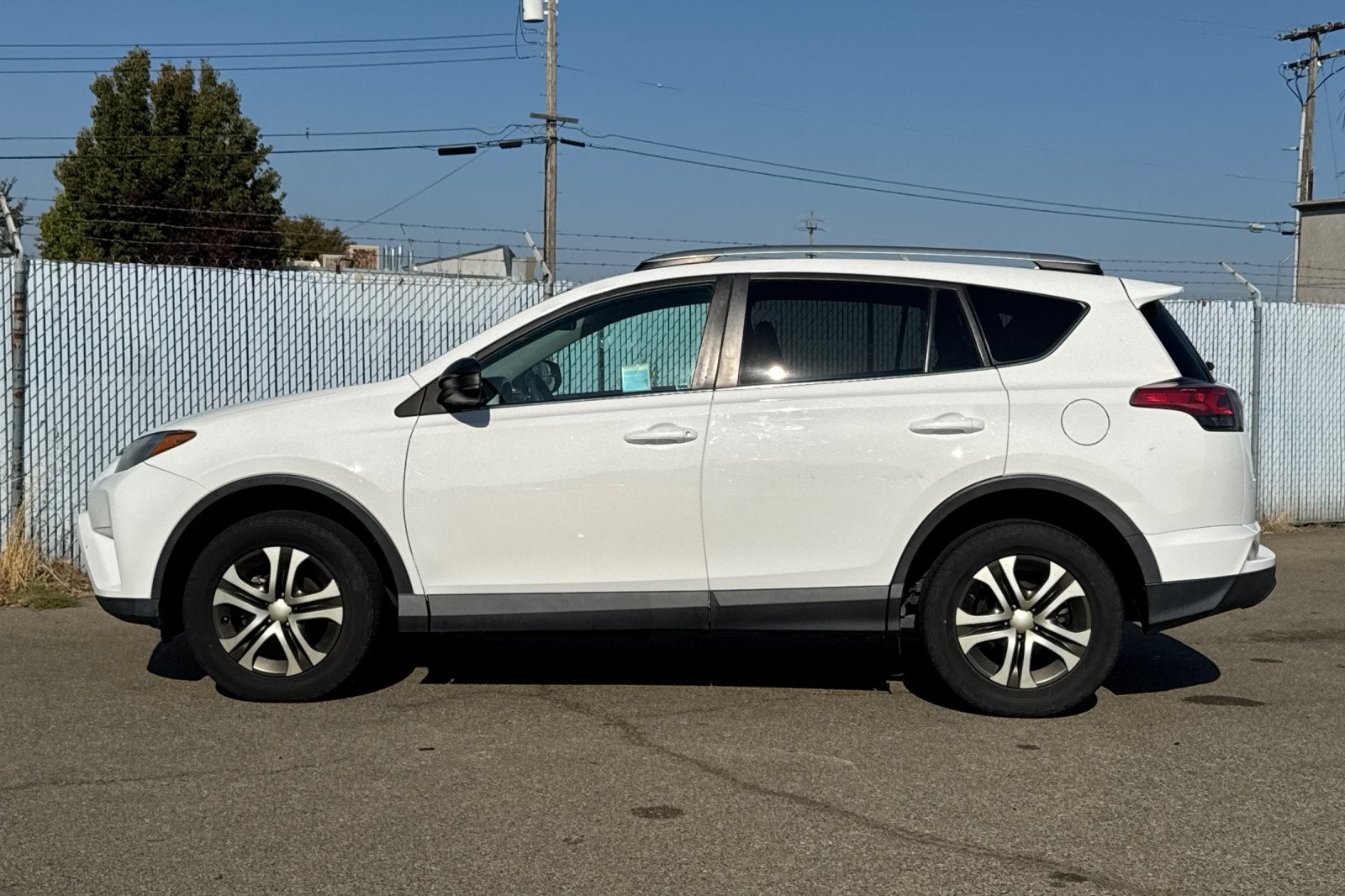 2016 Toyota RAV4 LE