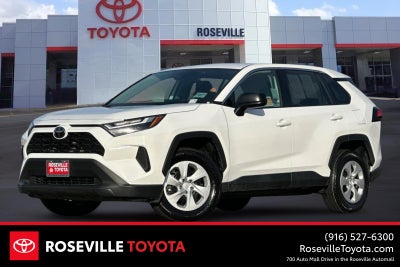 2024 Toyota RAV4 LE