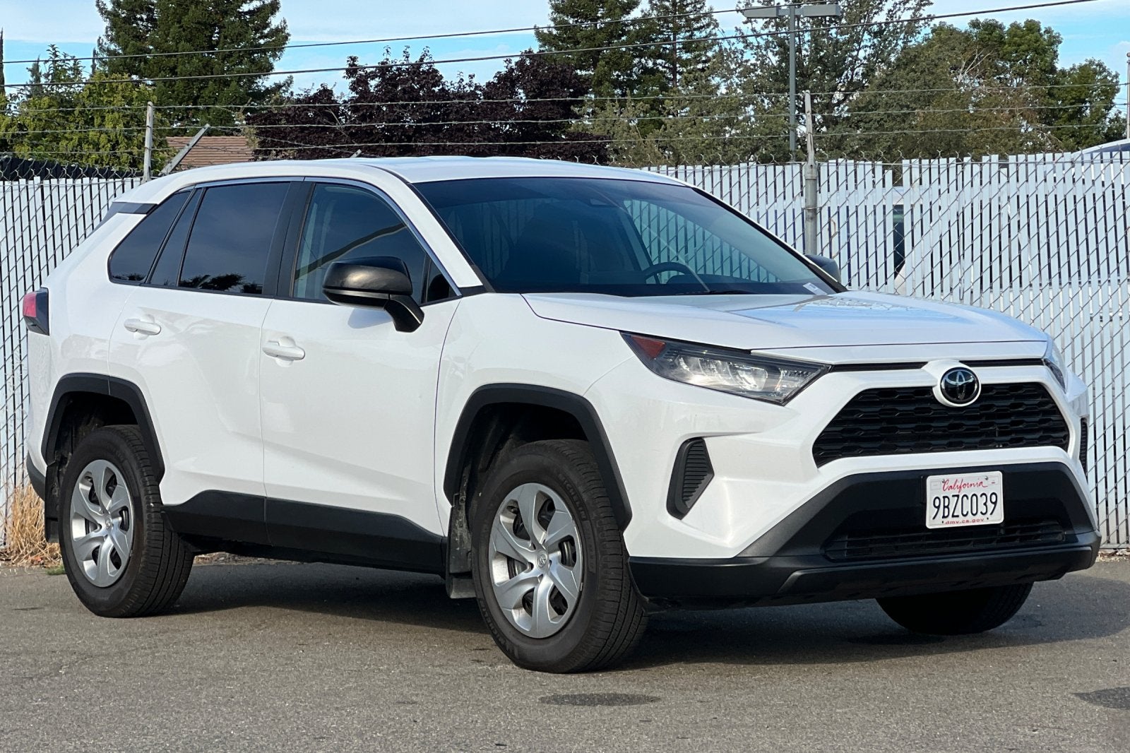 2022 Toyota RAV4 LE
