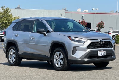 2023 Toyota RAV4 LE