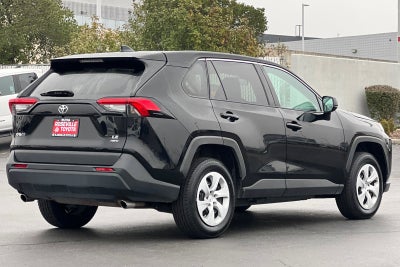 2024 Toyota RAV4 LE