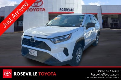 2024 Toyota RAV4 LE