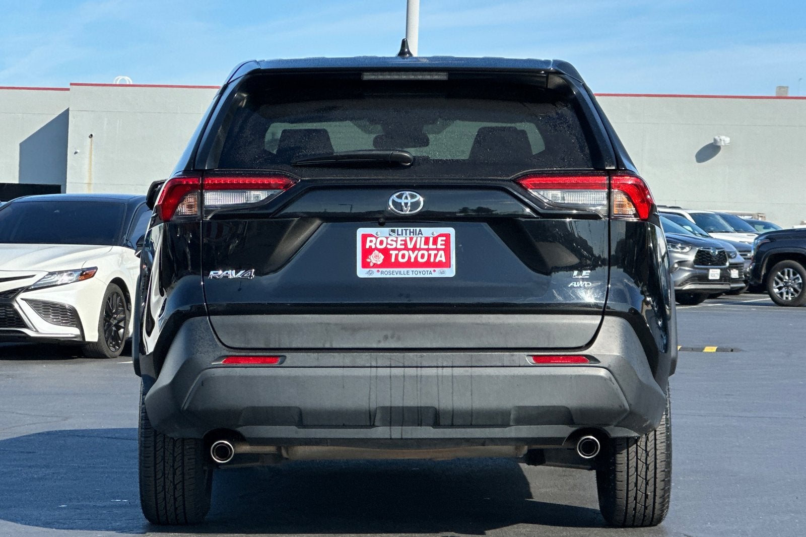 2024 Toyota RAV4 LE