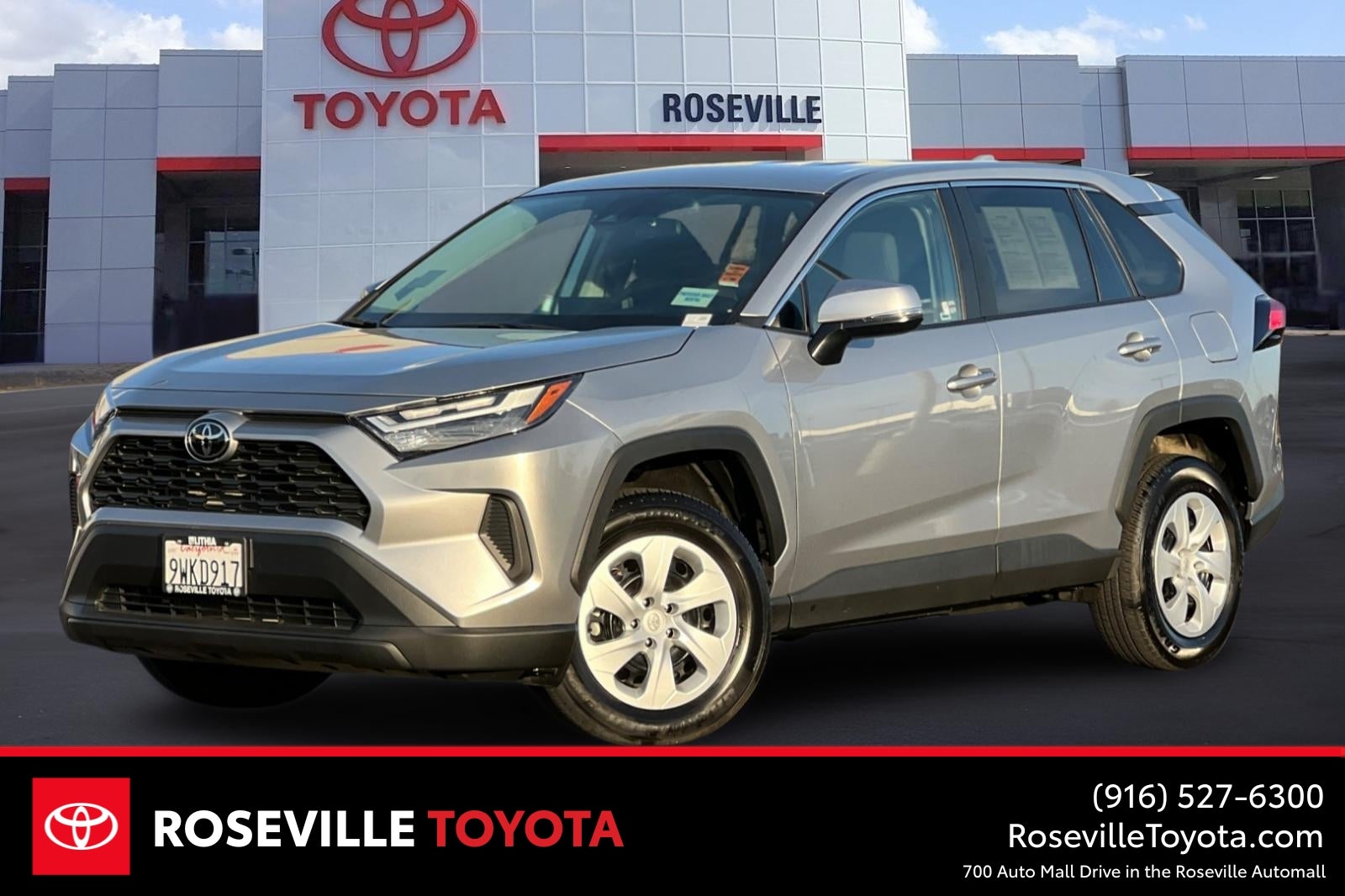 2025 Toyota RAV4 LE