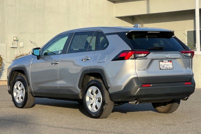 2025 Toyota RAV4 LE