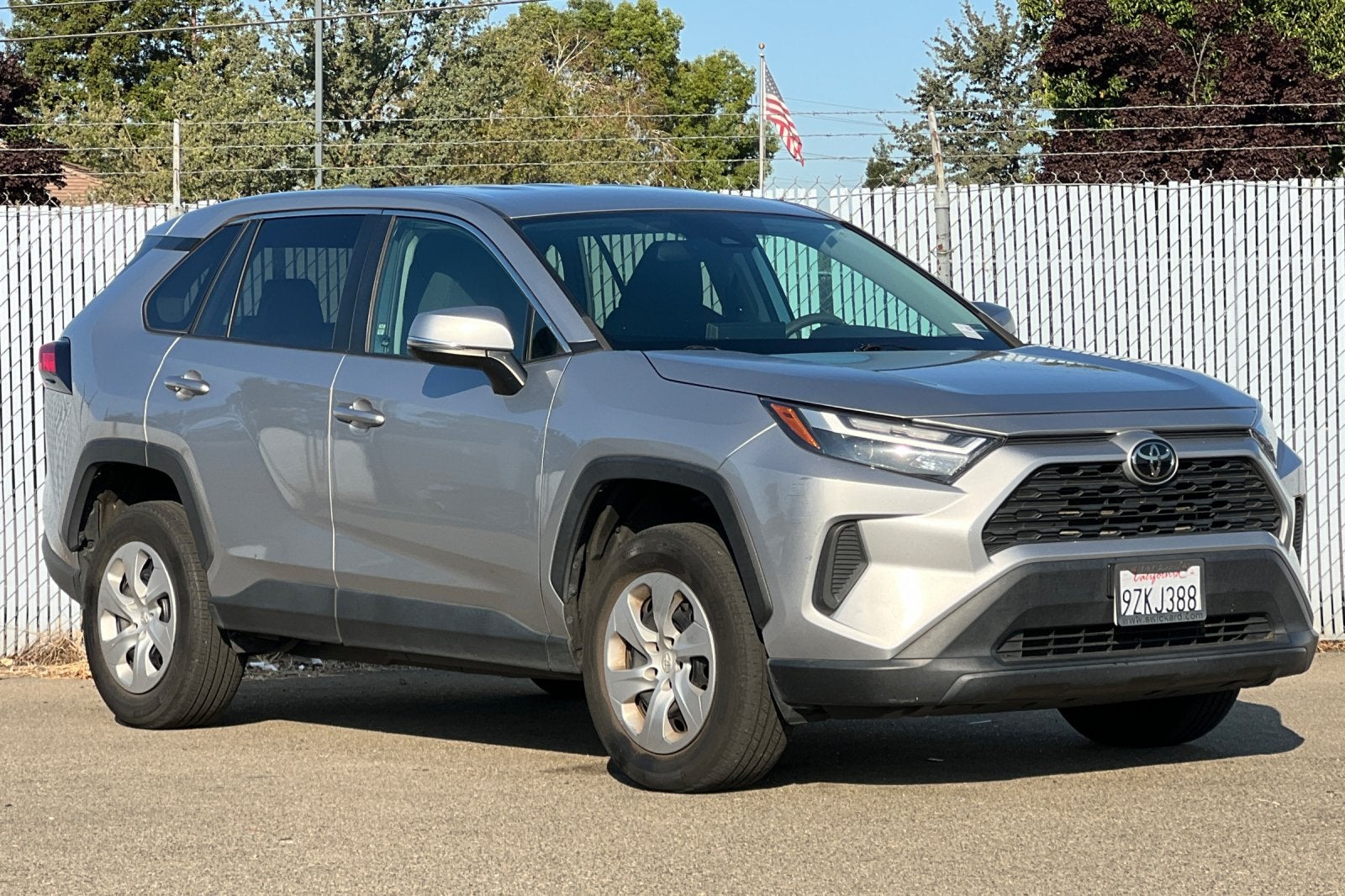 2023 Toyota RAV4 LE