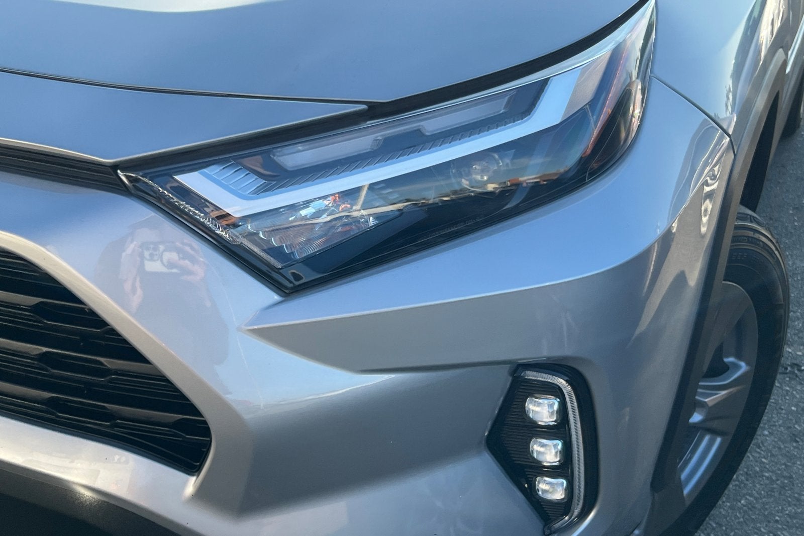 2023 Toyota RAV4 Hybrid LE