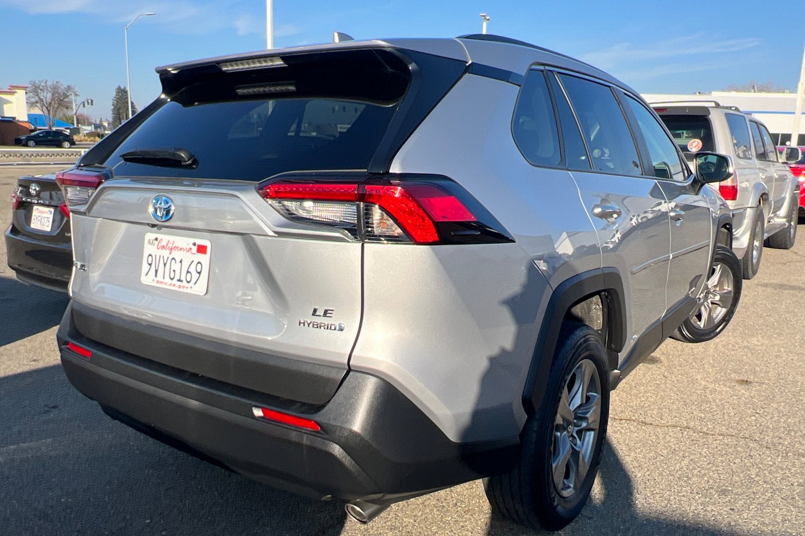 2023 Toyota RAV4 Hybrid LE