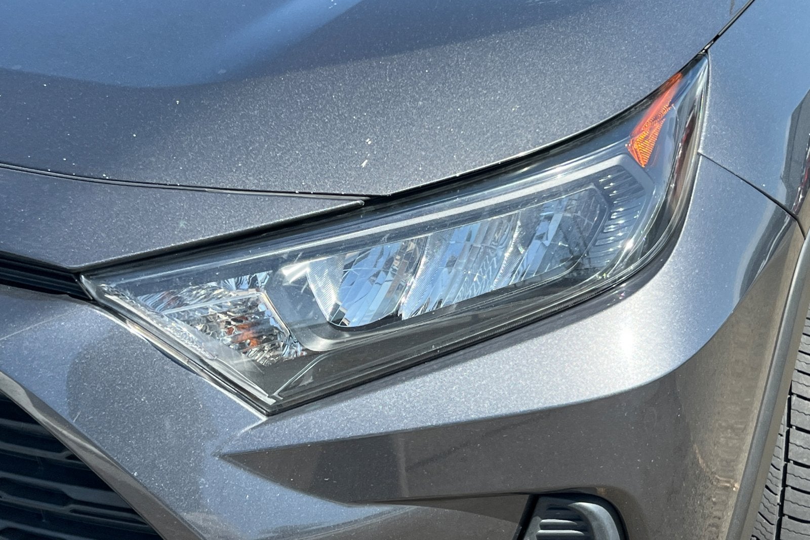 2020 Toyota RAV4 Hybrid LE
