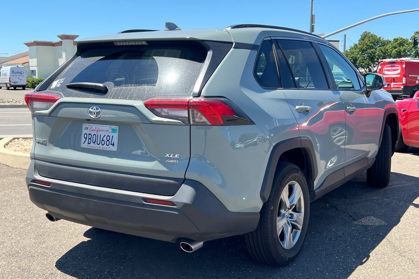 2022 Toyota RAV4 XLE