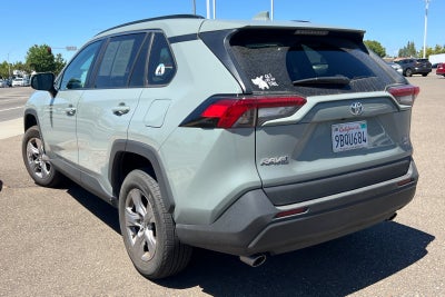 2022 Toyota RAV4 XLE