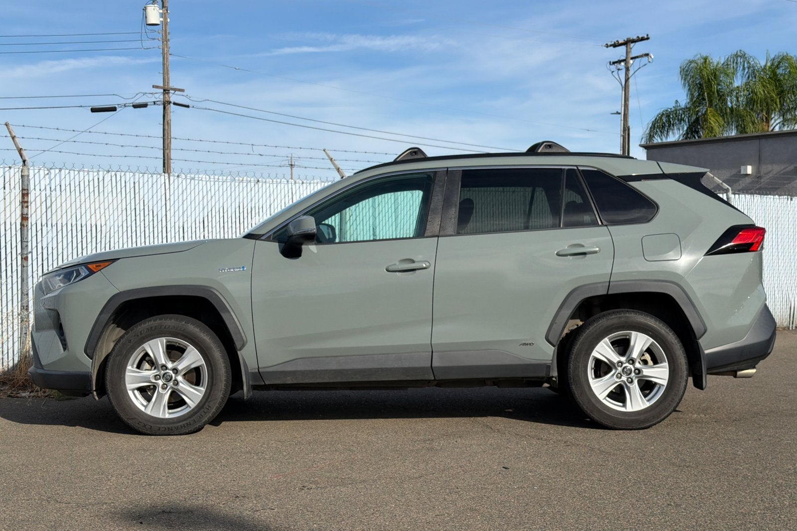2019 Toyota RAV4 Hybrid XLE