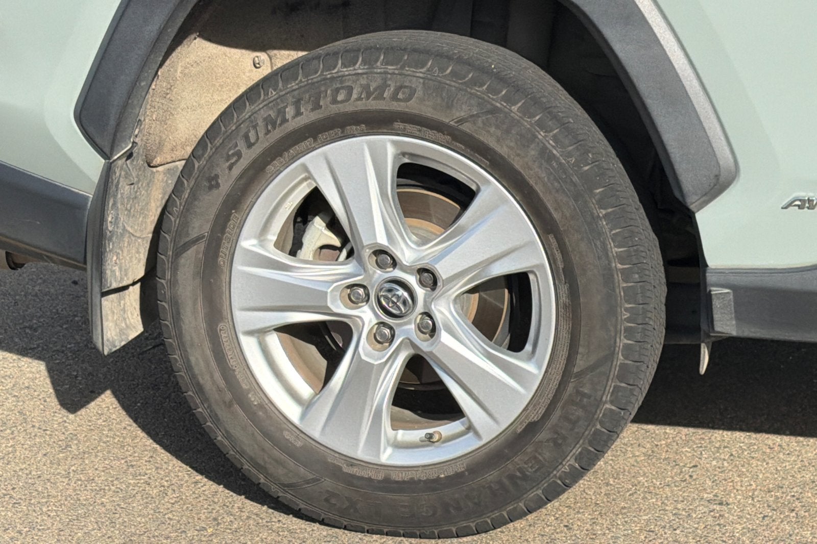 2019 Toyota RAV4 Hybrid XLE